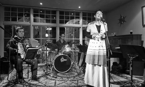 1004939_429463233833221_2105423294_n - Georgia Teague.jpg