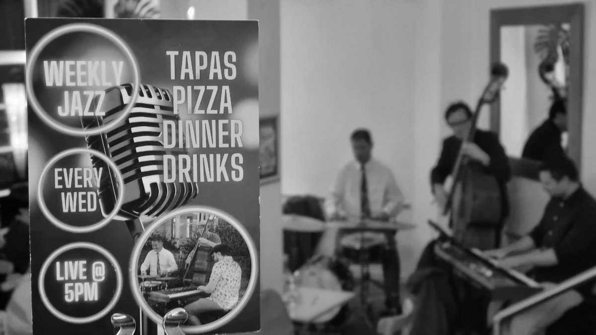 25.10-LiveAt5Jazz-02.jpg