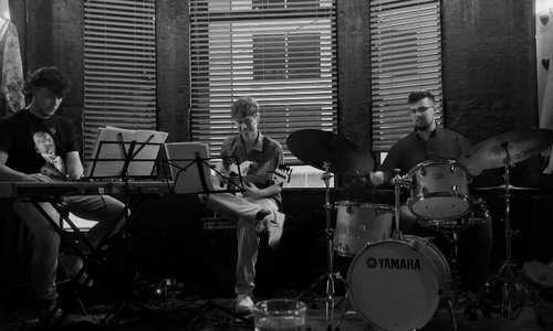 28.10-ABCSauceTrio-01.jpg