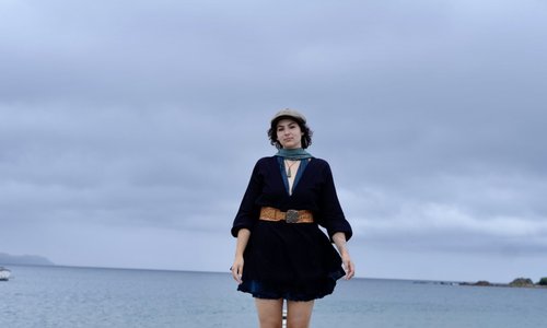 Wahine in Jazz - Frida Flacks
