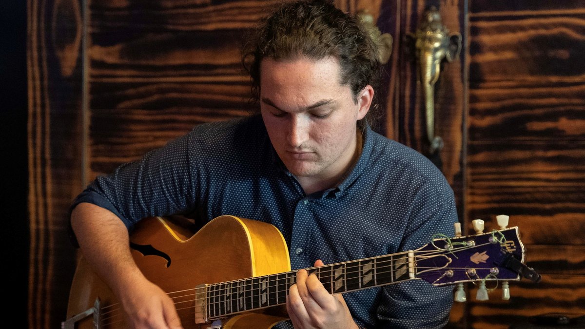 Lockie Bennett Trio
