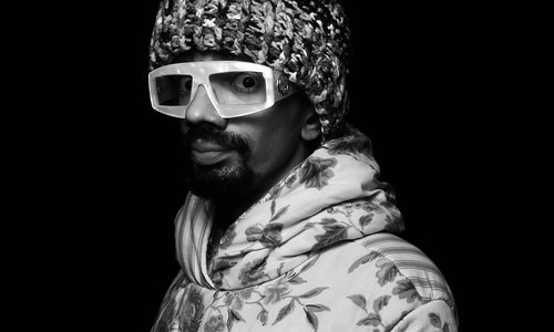 MonoNeon_2426px x1365.jpg